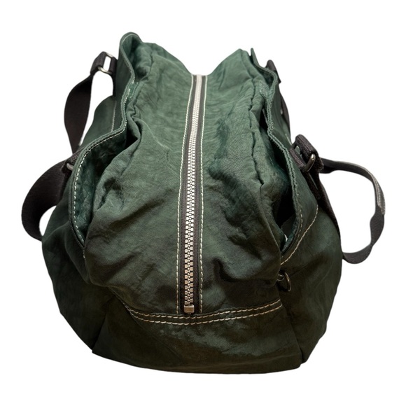 Kipling Hand Bag with 3 large pockets Color Green - Picture 6 of 9